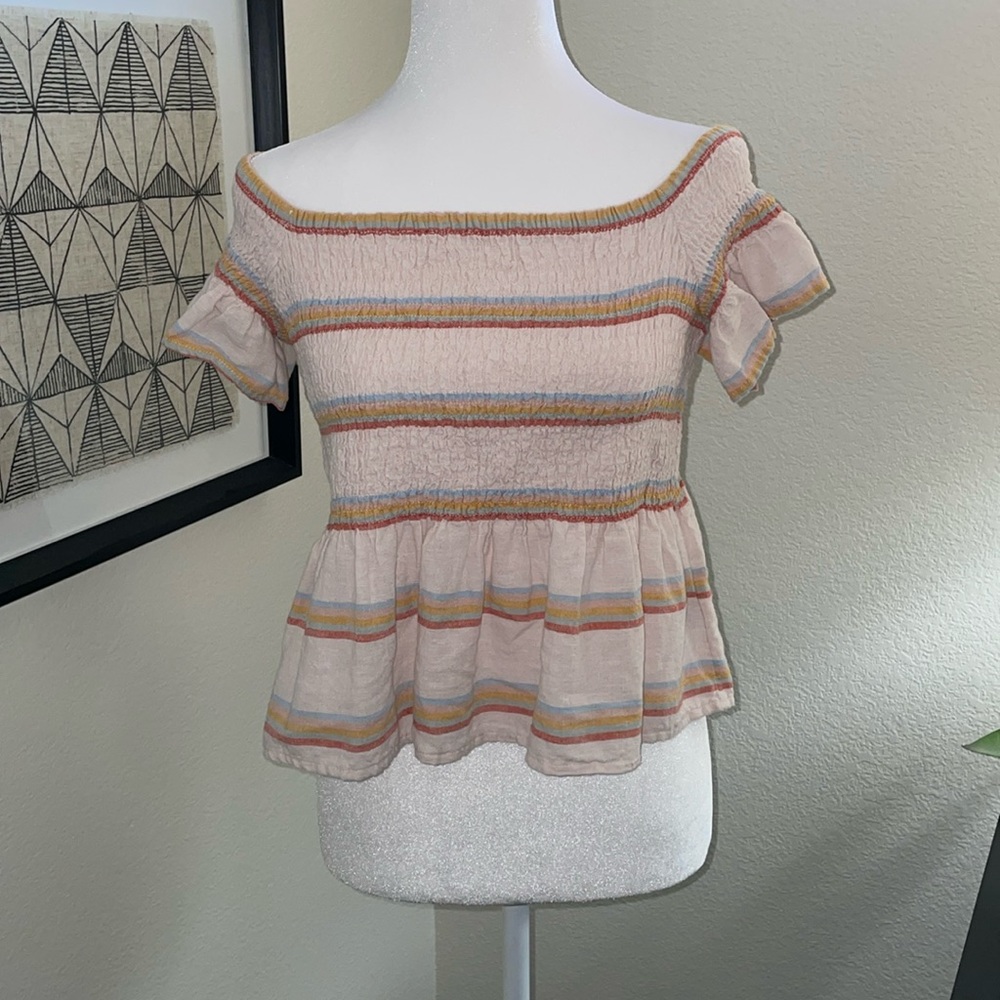 American Eagle off shoulder blouse size Large